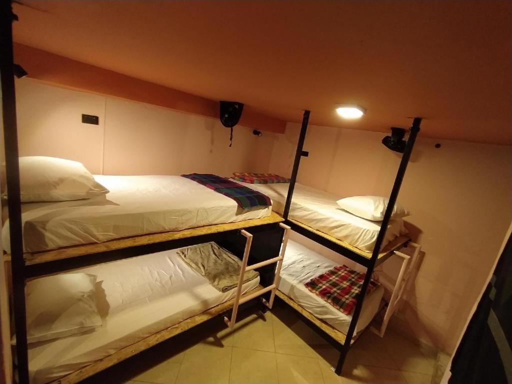 Hostal Casa Primavera ميديلين المظهر الخارجي الصورة